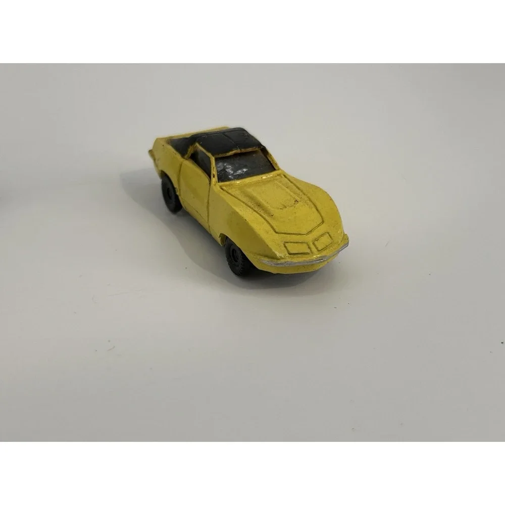 VINTAGE A.H.M HO Scale #5615 Blue Ford Thunderbird & 5613 Yellow Chevy Corvette